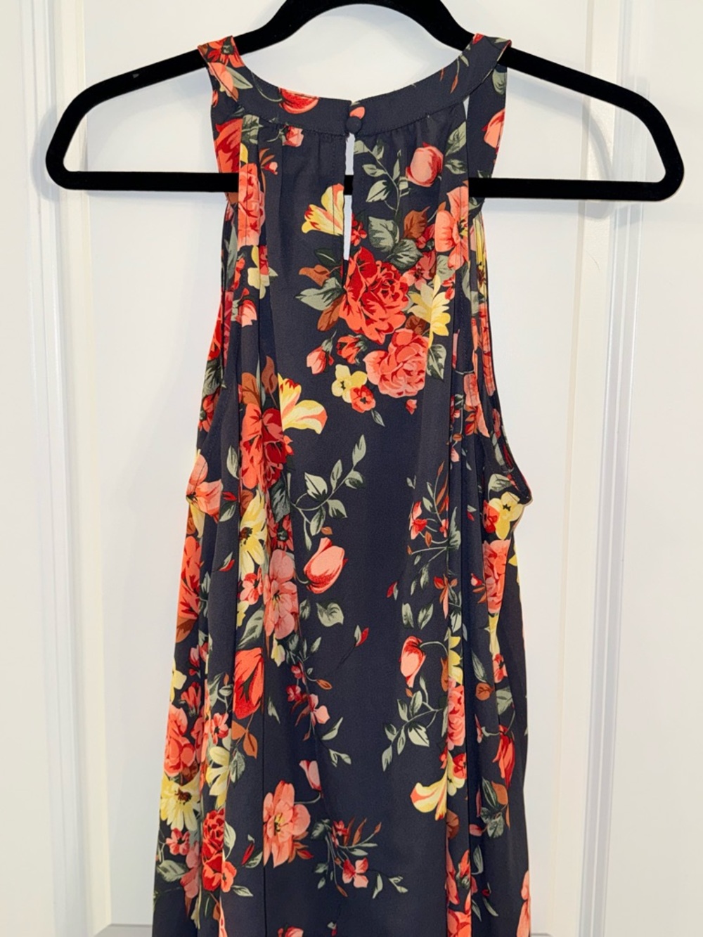 Torrid Floral High-Low Tank (00) - Picture 6 of 8